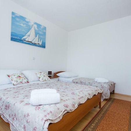 VinišćeApartman Paula 1公寓 外观 照片